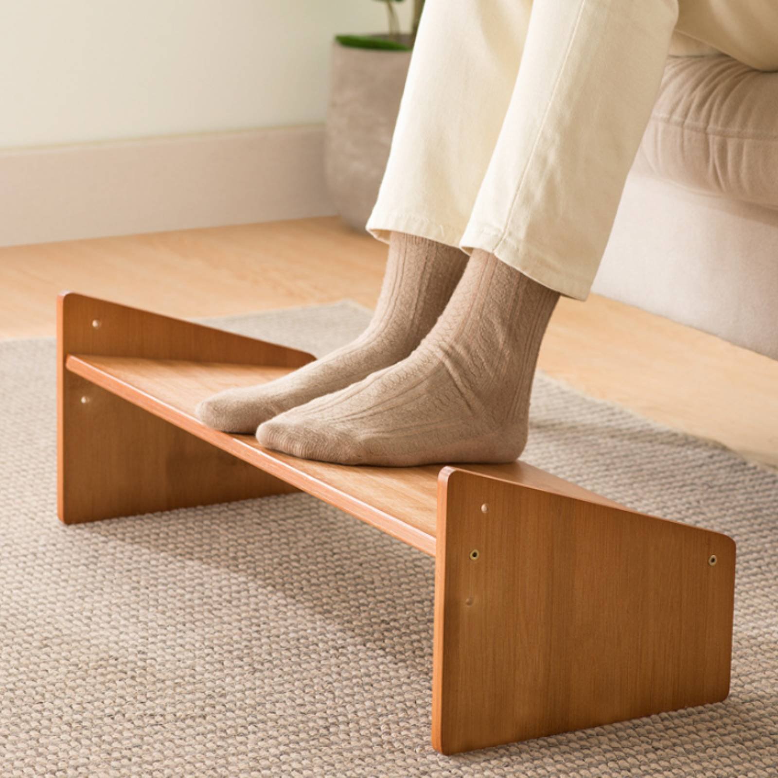 Under Desk Footrest Wide Surfa - đánh giá và giá Office Furniture Desk