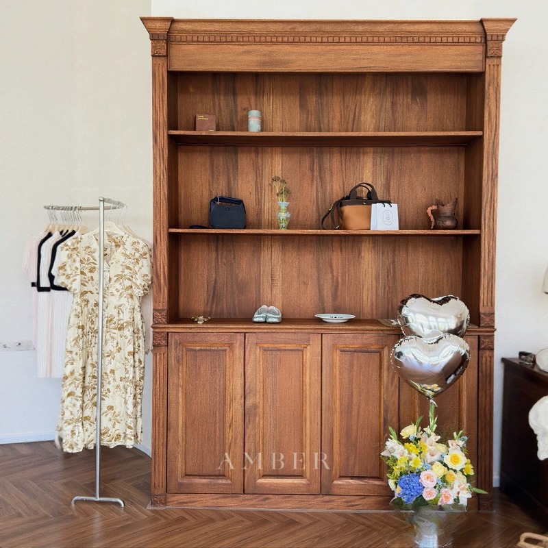 Clothing shop checkout page Me - đánh giá và giá Office Furniture Buyers